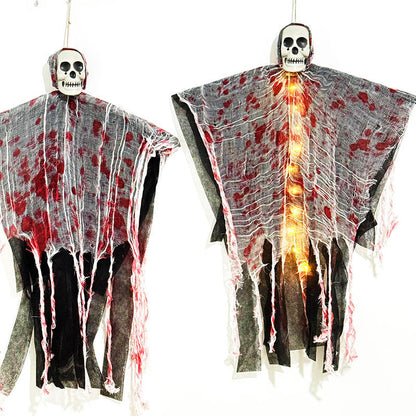 Fantasma di Halloween da appendere con teschio, luci LED e garza macchiata di sangue, decorazione per porta, albero e in