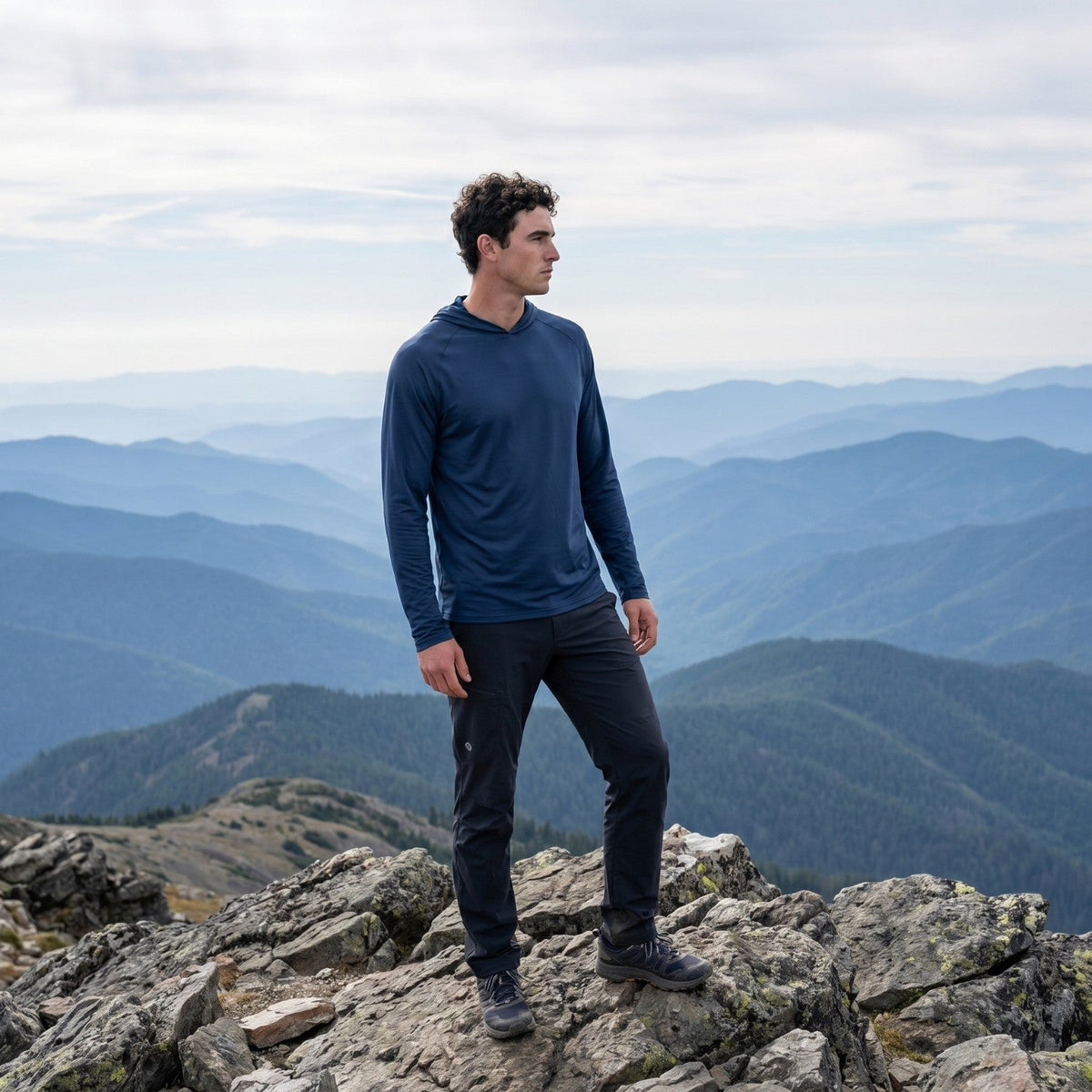 Felpa con cappuccio solare UPF 50+ da uomo – Top UV leggero ad asciugatura rapida per trekking e pesca con passanti per 