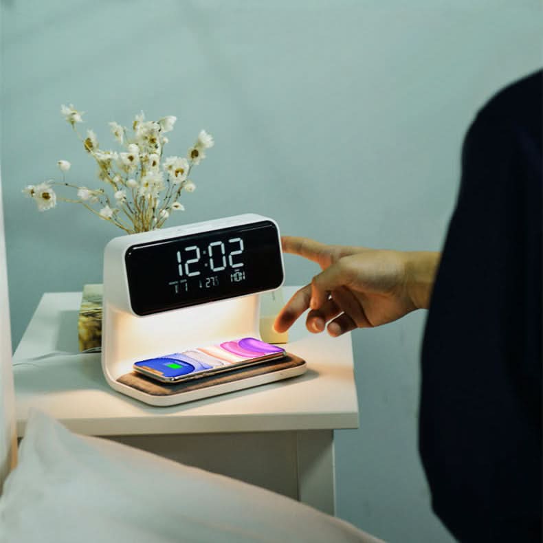 Lampada da comodino con caricatore wireless e sveglia | LED dimmerabile a 3 livelli, ricarica rapida Qi | Display LCD, s