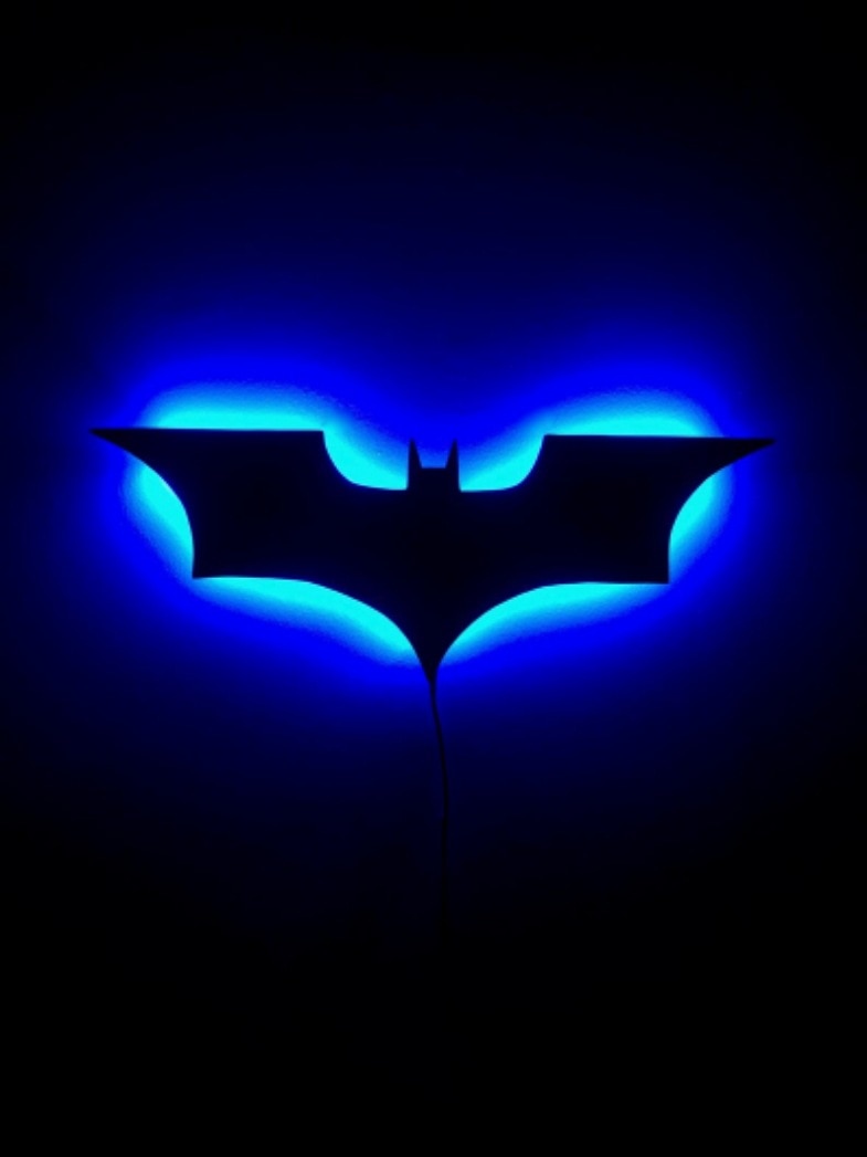 Lampada da parete LED Batman con telecomando wireless e cambio colore