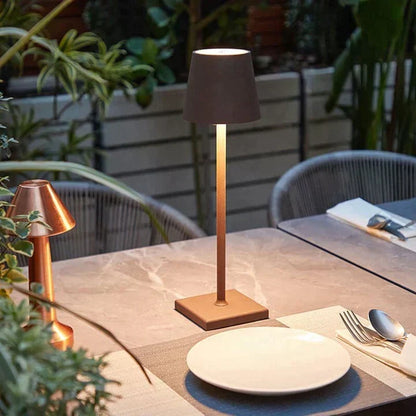 Lampada da tavolo wireless ricaricabile con LED dimmerabile, fino a 10 ore di autonomia