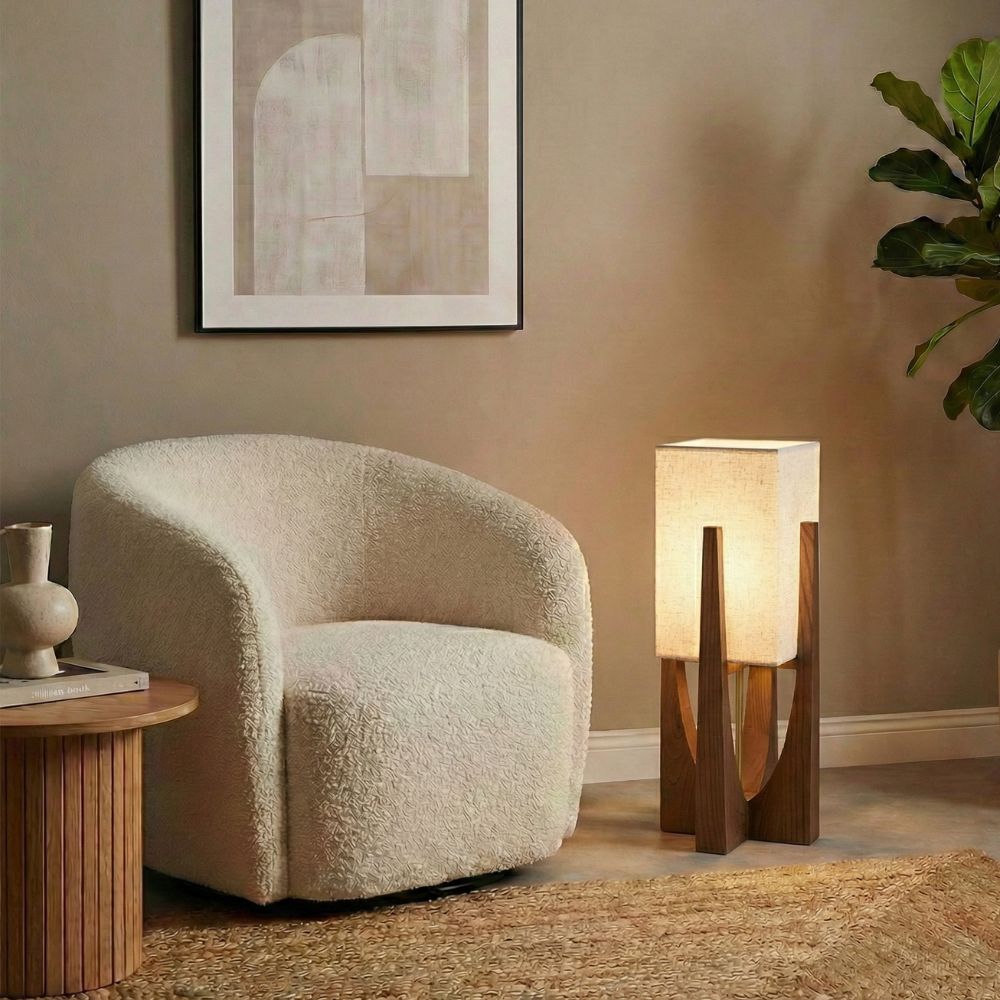 Lampada da terra Wabi Sabi con paralume in tessuto e base in legno per soggiorno