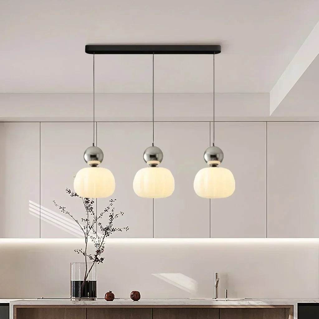 Lampada a sospensione nordica Pumpkin — LED, paralume in vetro rinforzato, struttura in metallo lucido