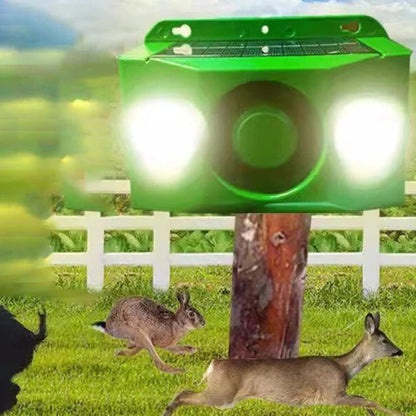 Luci solari dissuasive per animali con allarme sonoro