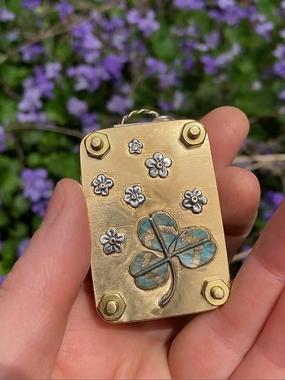 Mini pressa per fiori compatta