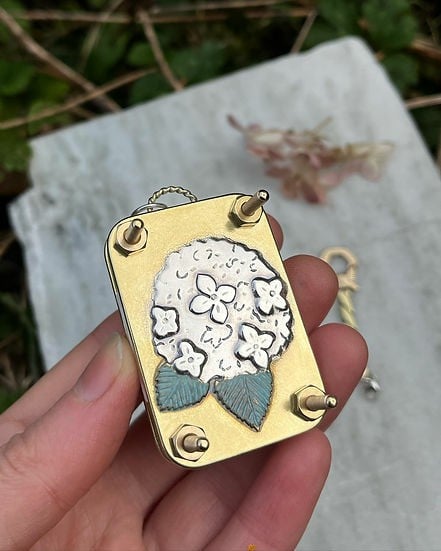Mini pressa per fiori compatta