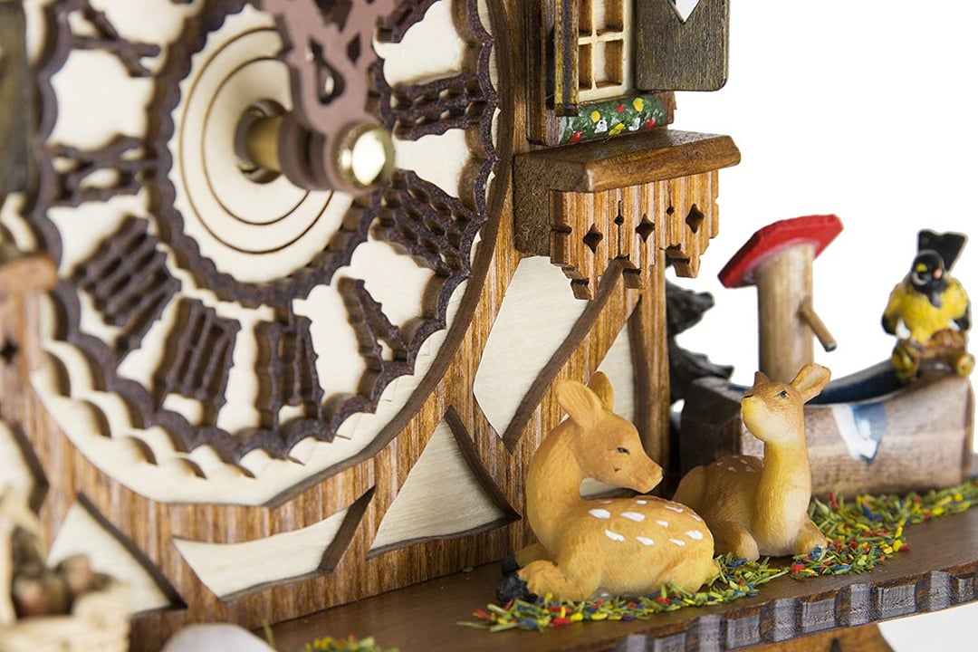 Orologio a cucù tradizionale in legno con design chalet, musica, pendolo e spegnimento notturno