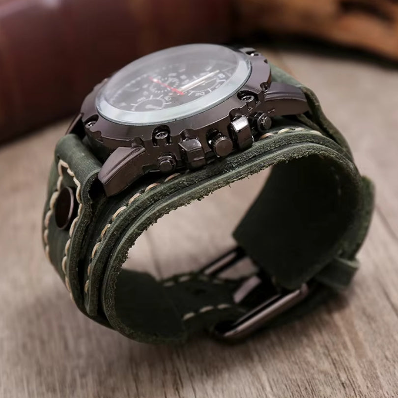 Orologio Classico con Cinturino in Pelle