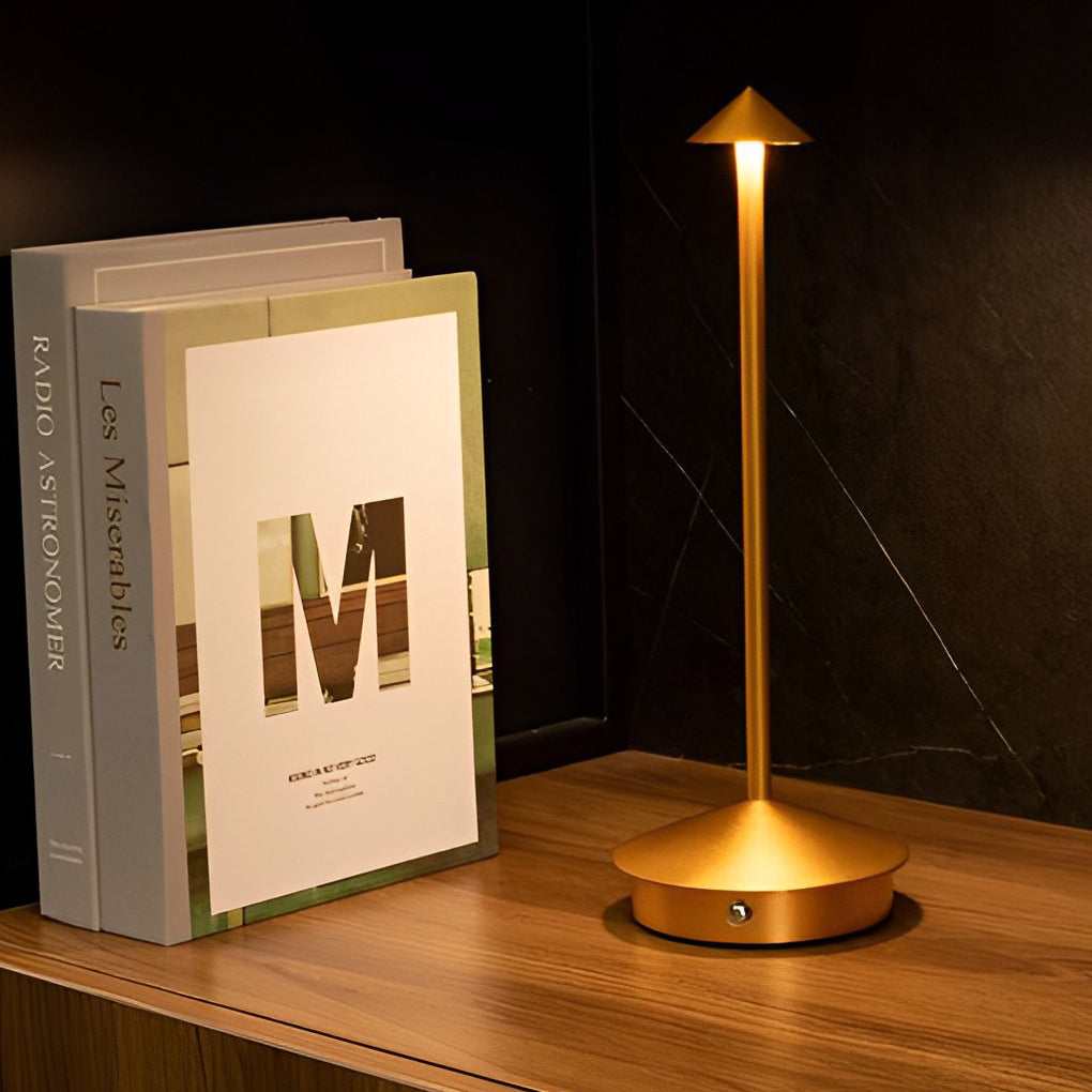 Pina Pro - Lampada da tavolo USB dimmerabile elegante