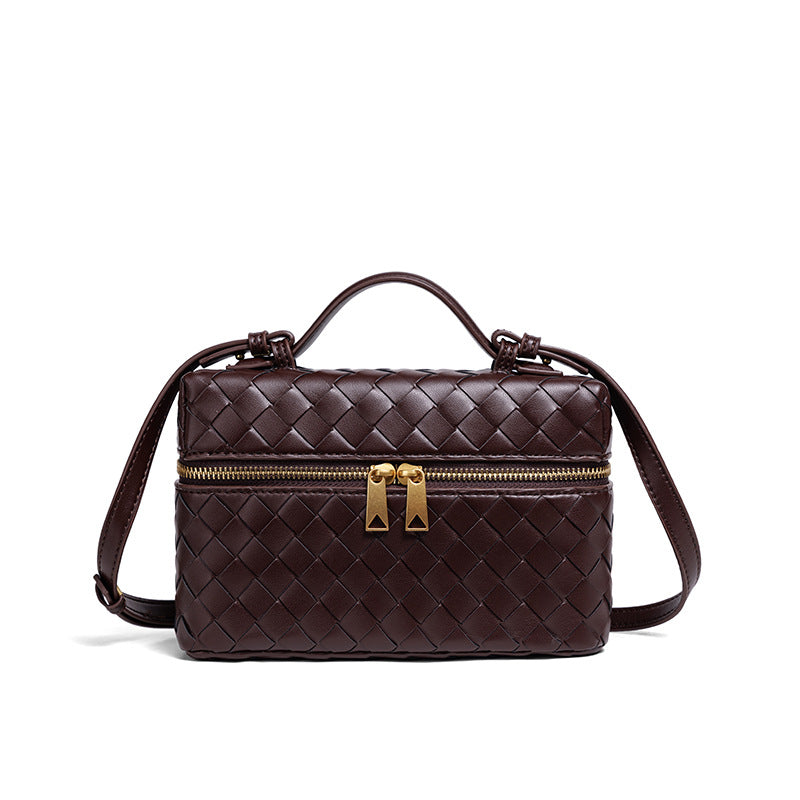 Pochette cosmetica in pelle intrecciata