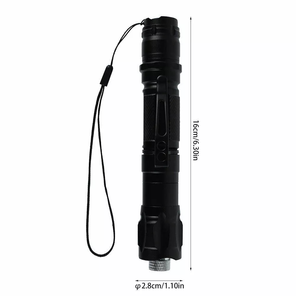 Puntatore laser rosso ricaricabile con set torcia multiuso