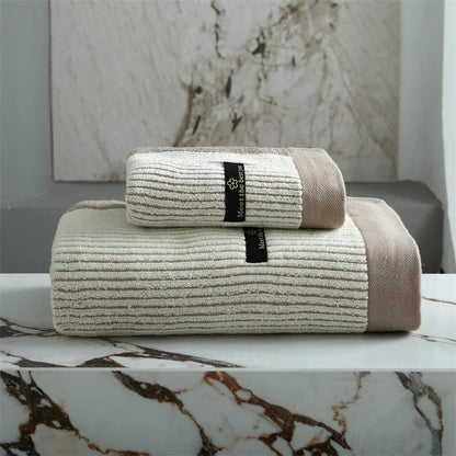 PureSoft – Lussuoso asciugamano da bagno in cotone biologico al 100%