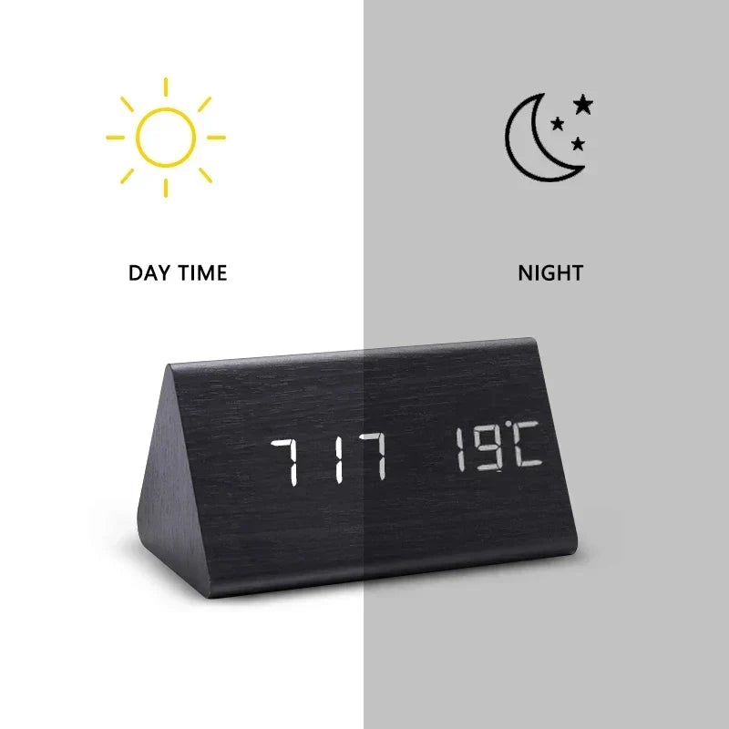Sveglia LED Smart con Controllo Vocale e Design in Legno