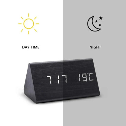 Sveglia LED Smart con Controllo Vocale e Design in Legno