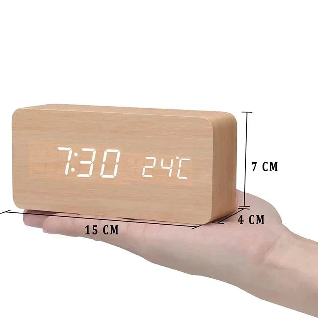 Sveglia LED Smart con Controllo Vocale e Design in Legno