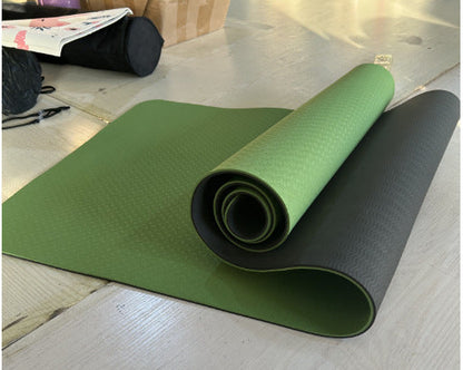 Tappetino yoga fitness antiscivolo con doppio ammortizzamento