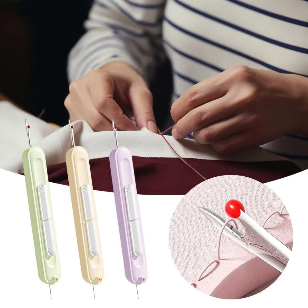Enfile-aiguille 2 en 1 avec découseur - Compact et pratique